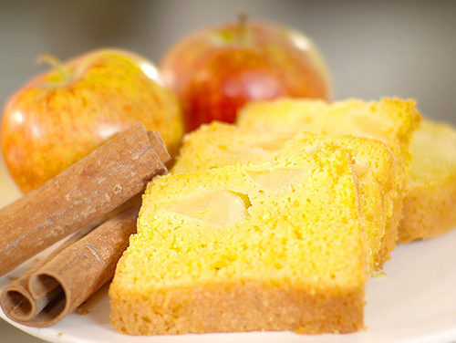 Apple Cinnamon Cake